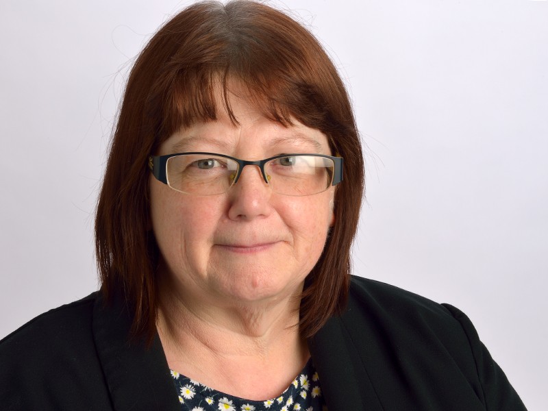 Dr Carole Farrell2