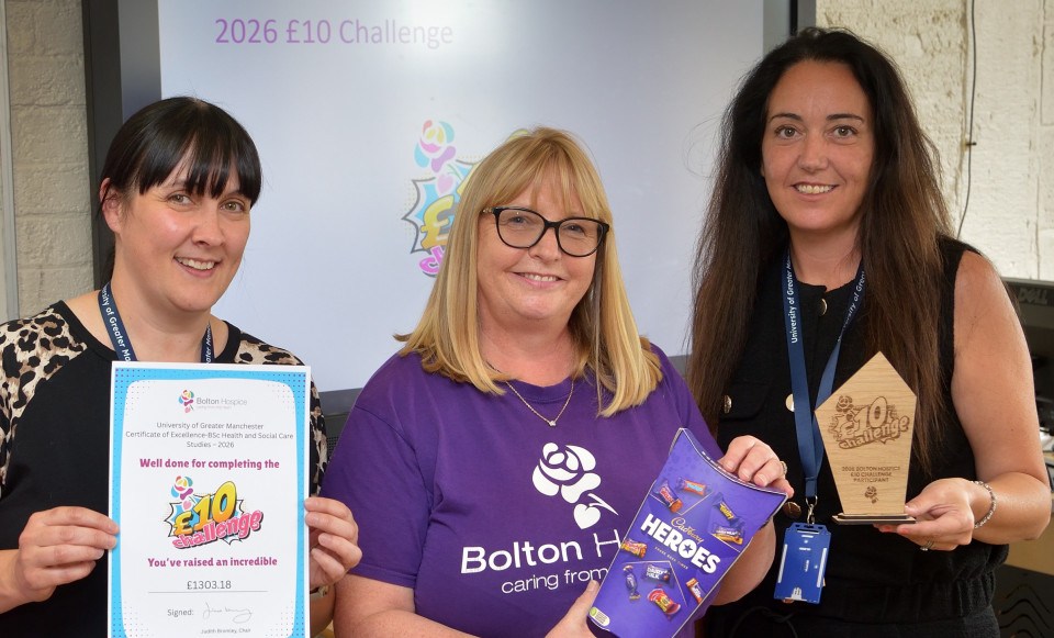 University students rise to the £10 Challenge to raise money for Bolton Hospice