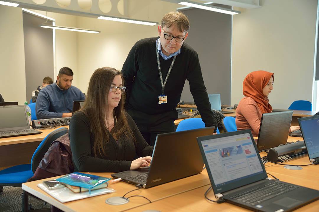 A class being held in the Institute of Management Greater Manchester, University of Bolton