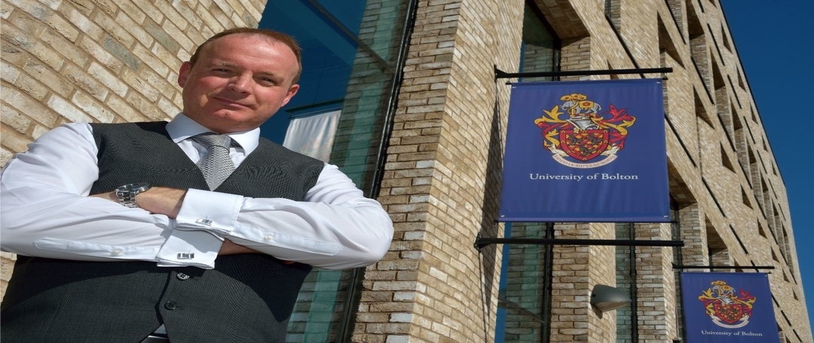 University of Bolton's free legal advice centre launched in town centre