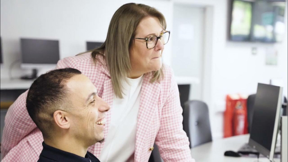 University of Greater Manchester helping NHS to drive change through management apprenticeships