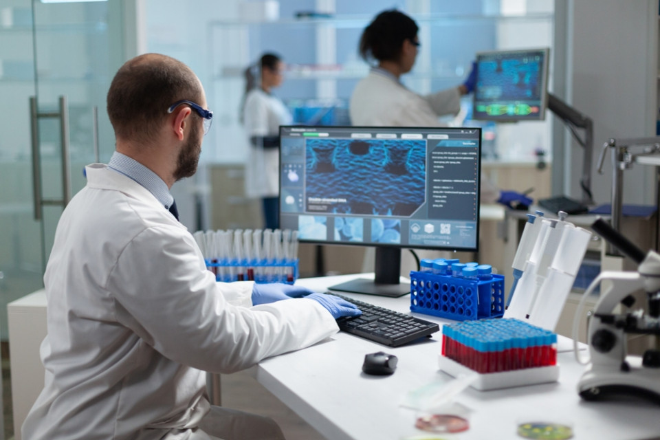 What do Clinical Biomedical Scientists do Bolton University